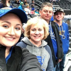 Meet your Posher, Kelly